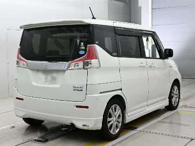 Suzuki Solio