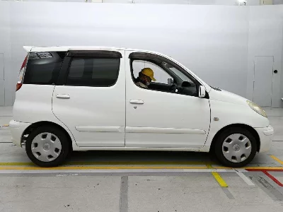 Toyota FUN CARGO