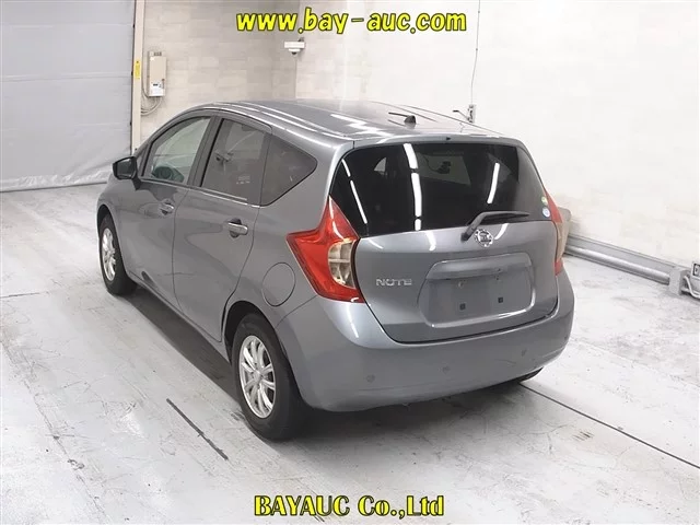 Nissan Note  с аукциона в Японии