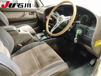 Toyota LAND CRUISER 80
