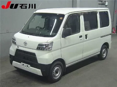 TOYOTA PIXIS VAN