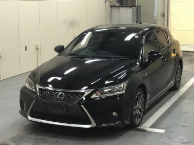 Lexus CT200h