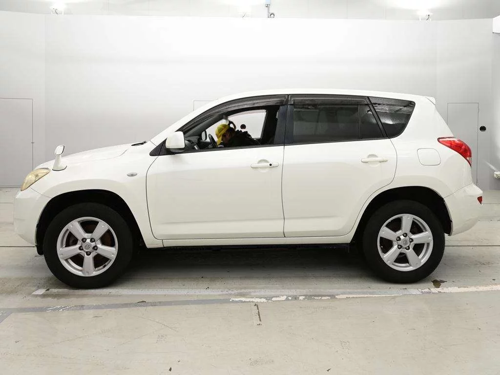 Toyota RAV4  с аукциона в Японии