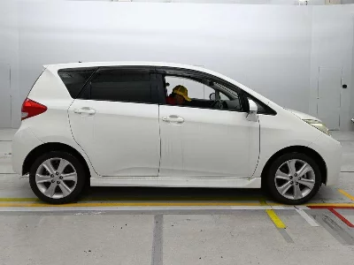 Subaru Trezia