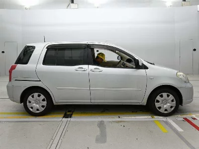 Toyota Raum