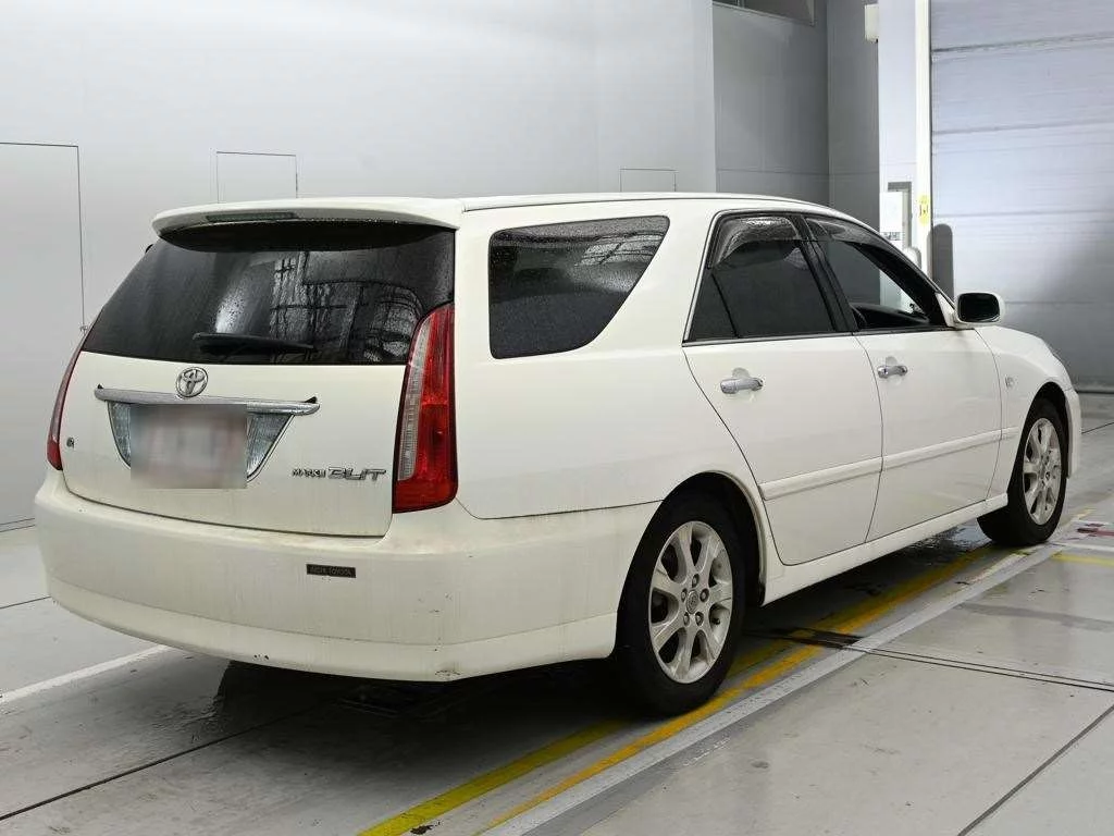 Toyota Mark II Wagon Blit  с аукциона в Японии