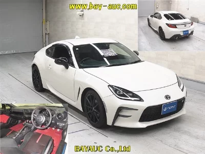 TOYOTA GR86