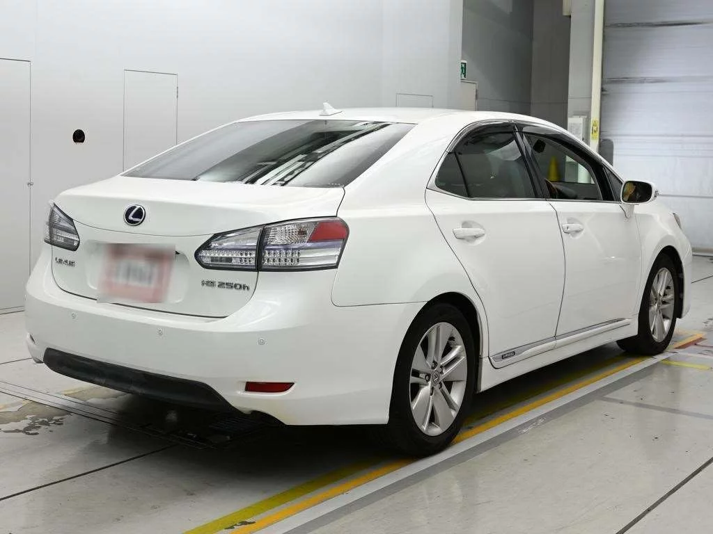 Lexus HS250h  с аукциона в Японии