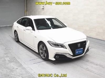 Toyota CROWN HYBRID
