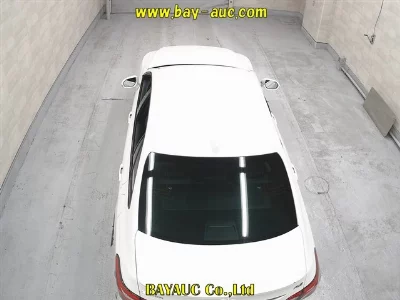 Toyota CROWN HYBRID