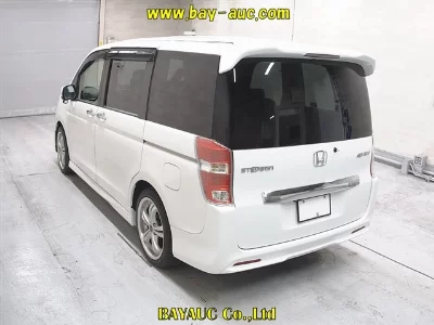 Honda STEPWGN SPADA