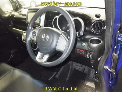 Honda N BOX CUSTOM