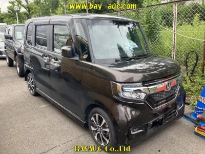 HONDA N BOX CUSTOM