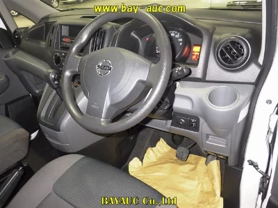 Nissan NV200 VANETTE VAN