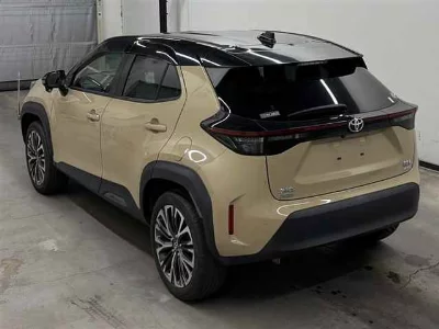 TOYOTA YARIS CROSS