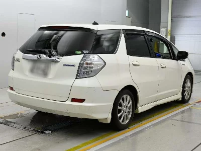 Honda FIT SHUTTLE HYBRID