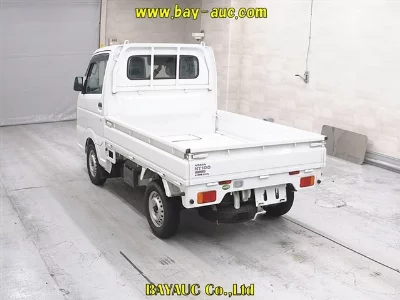 Nissan NT100 Clipper