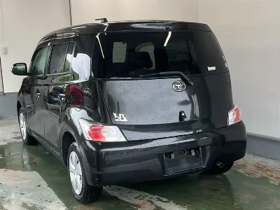 Toyota bB