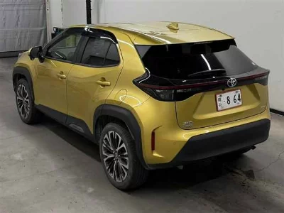 TOYOTA YARIS CROSS