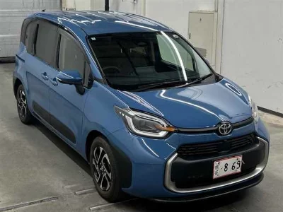 TOYOTA SIENTA