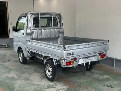TOYOTA PIXIS TRUCK