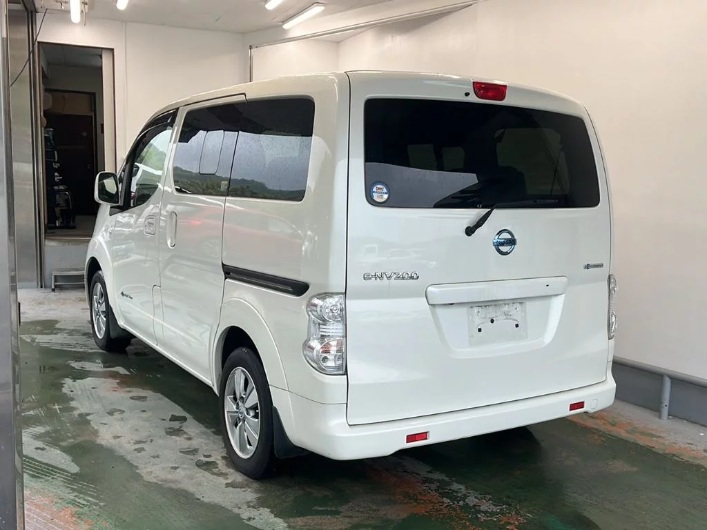 Nissan E-NV200 WAGON  с аукциона в Японии