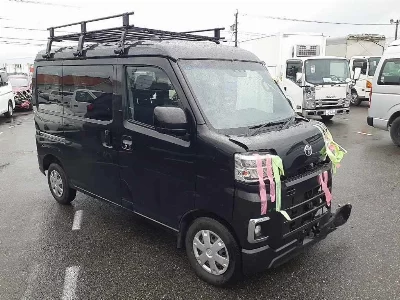 Toyota Pixis Van
