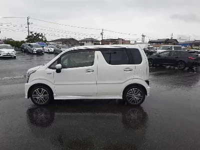 Suzuki WAGON R STINGRAY