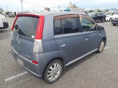Daihatsu Mira Avy