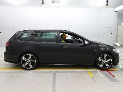 Volkswagen GOLF R VALIANT