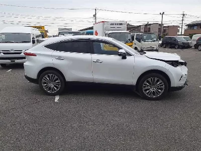 Toyota HARRIER HYBRID