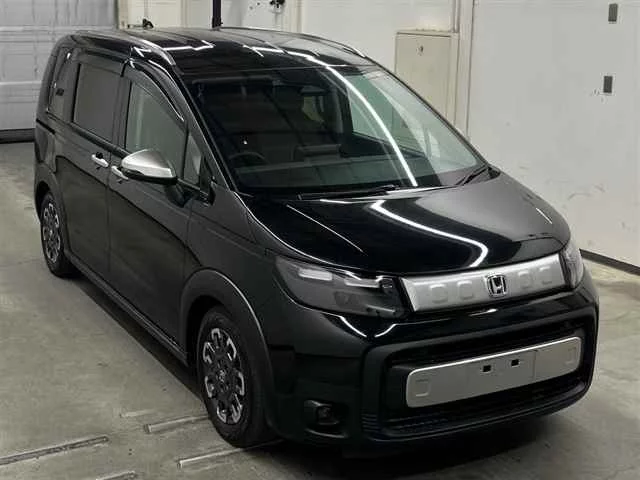 Honda Freed  с аукциона в Японии