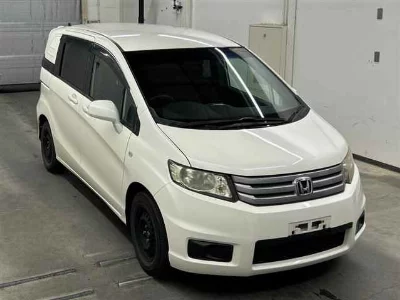 Honda Freed Spike