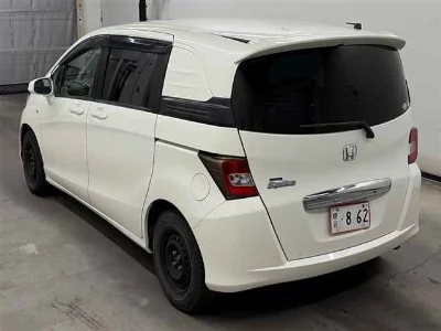 Honda Freed Spike