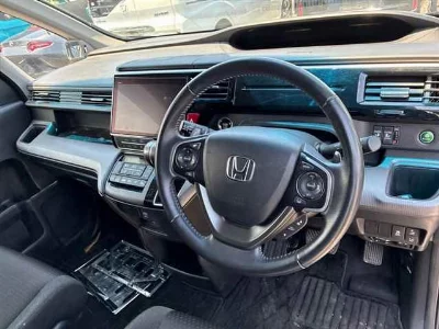 HONDA STEPWGN SPADA