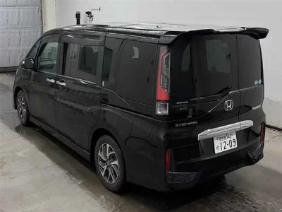 Honda STEPWGN SPADA