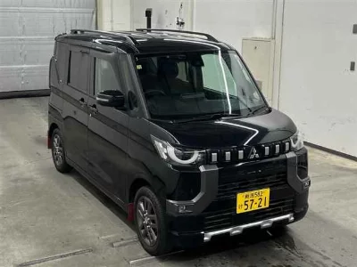 Mitsubishi Delica Mini