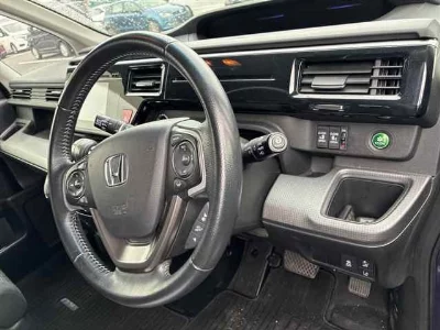 Honda STEPWGN SPADA