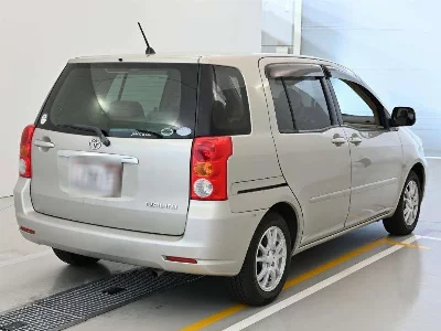 Toyota Raum
