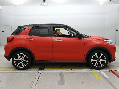 DAIHATSU ROCKY