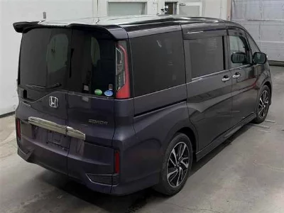 Honda STEPWGN SPADA