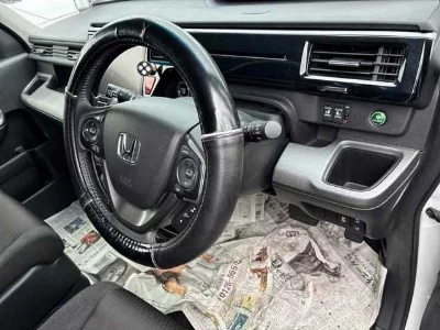 HONDA STEPWGN SPADA