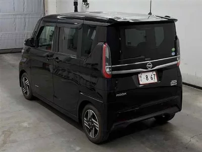 NISSAN ROOX