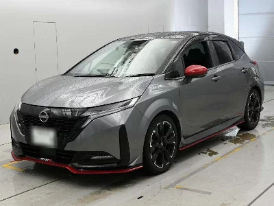 NISSAN AURA