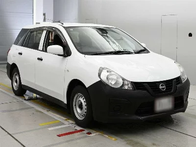 NISSAN AD