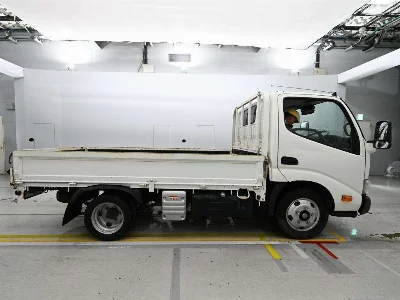 TOYOTA DYNA TRUCK