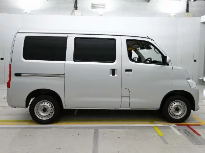 TOYOTA TOWN ACE VAN