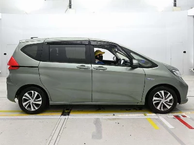 HONDA FREED HYBRID