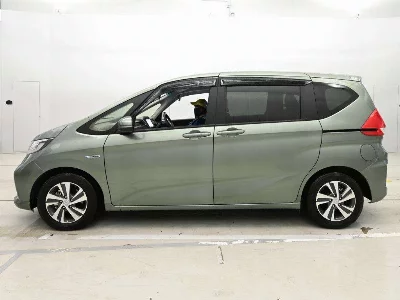 HONDA FREED HYBRID