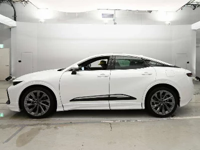 TOYOTA CROWN CROSSOVER